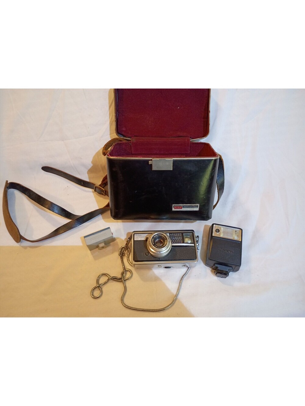 Kodak Instamatic 500 Vintage 35mm Camera with Flash and Case